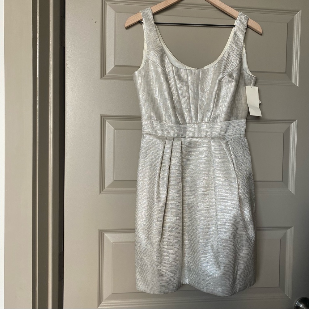NWT Shoshanna Cocktail Silver Dress with pockets, Size 6